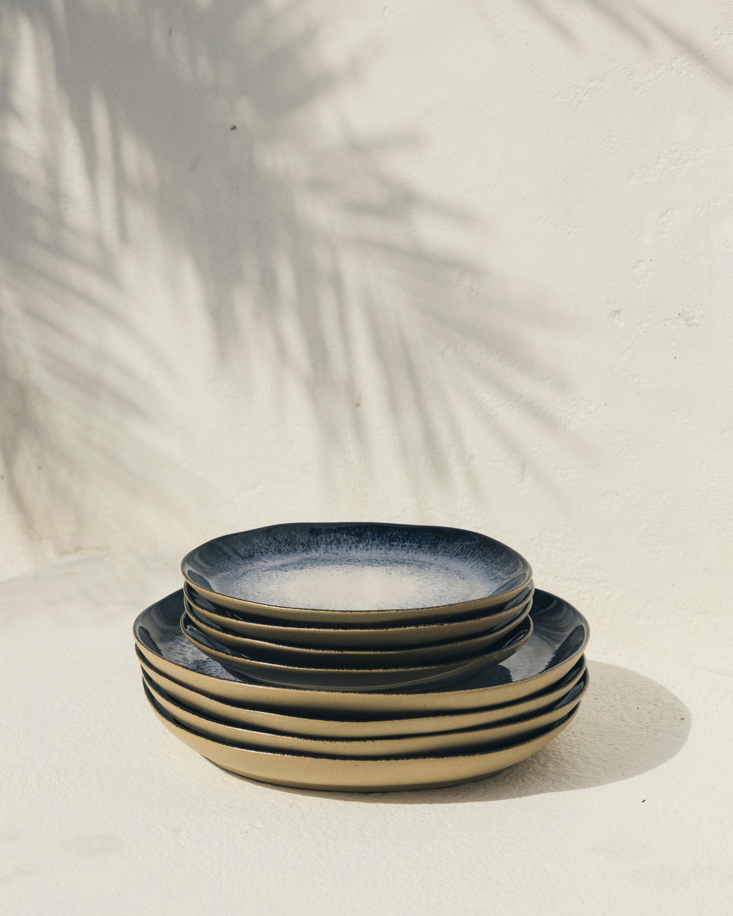 Plates set Sombra 8 pieces